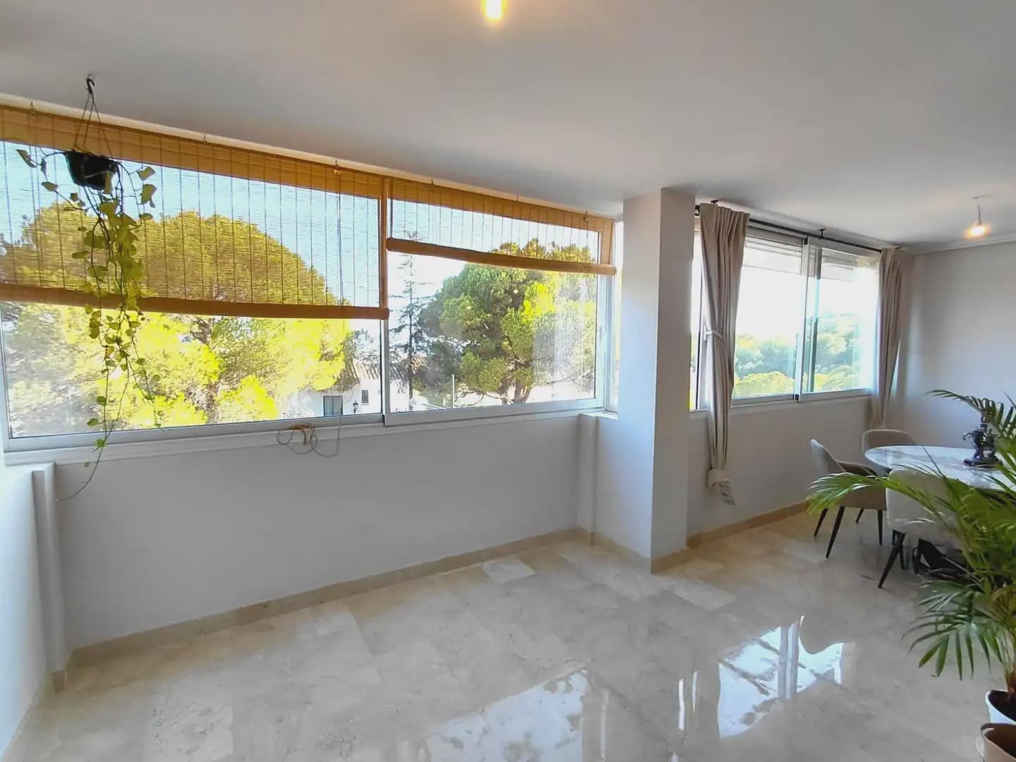 2 bedroom Flat for sale in Marbella with pool garage - € 498,000 (Ref: 10170080)