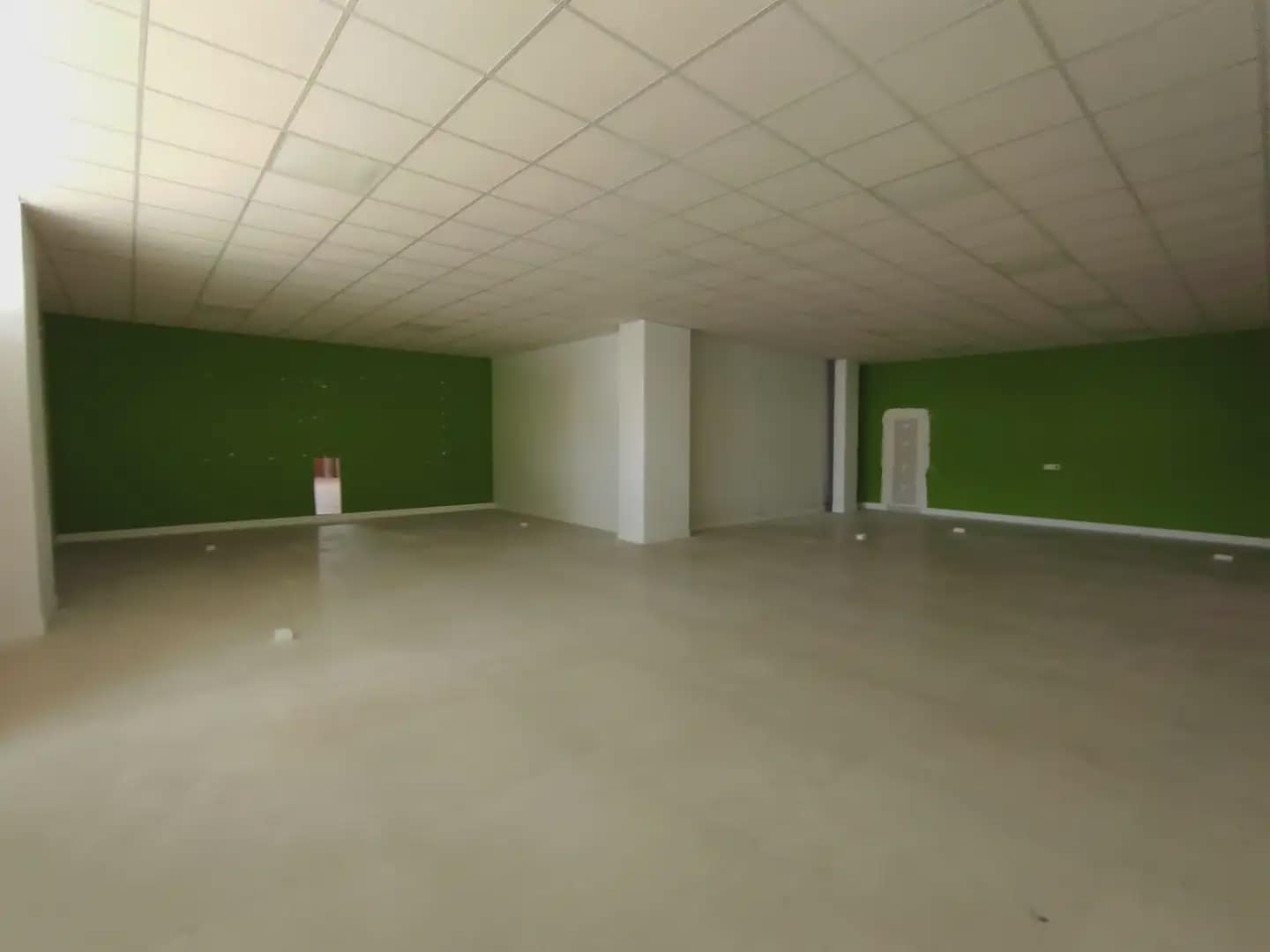 Kommersiell til leie i Marbella - € 6 000 (Ref: 10170084)