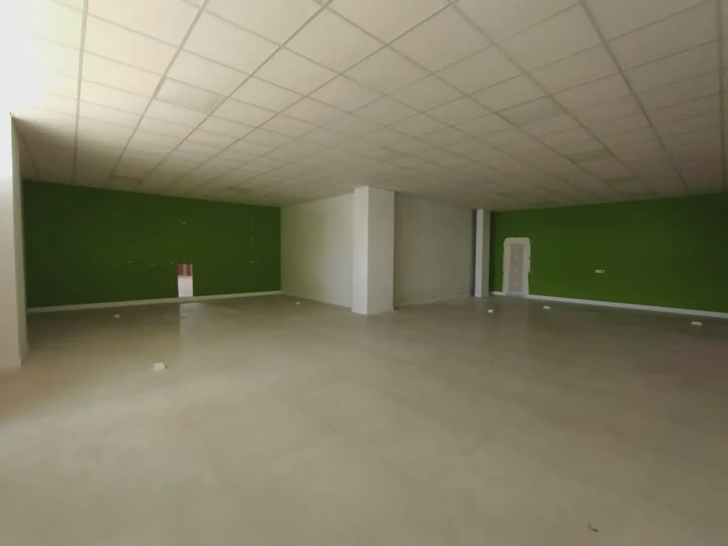 Kommersiell til leie i Marbella - € 6 000 (Ref: 10170084)
