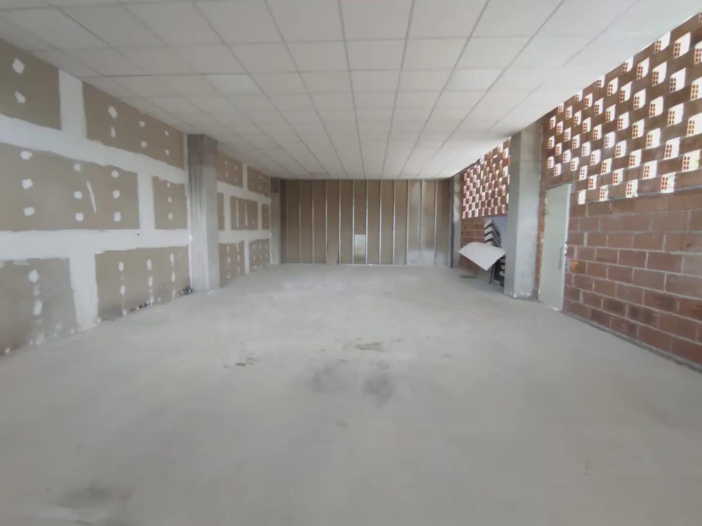 Kommersiell til leie i Marbella - € 6 000 (Ref: 10170084)