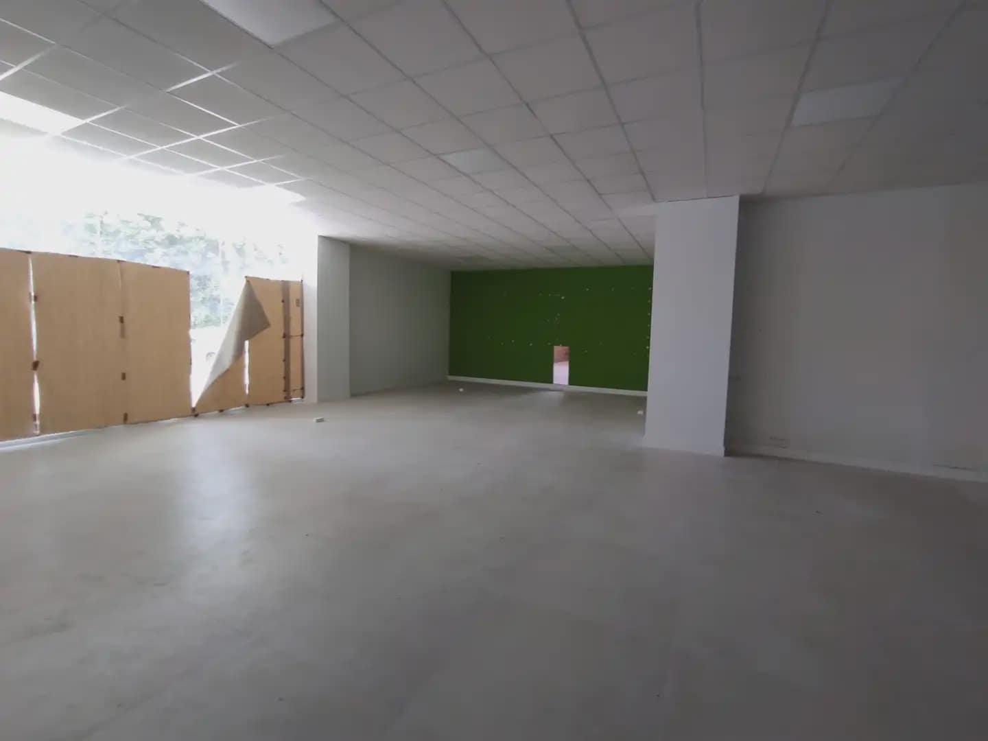 Kommersiell til leie i Marbella - € 6 000 (Ref: 10170084)