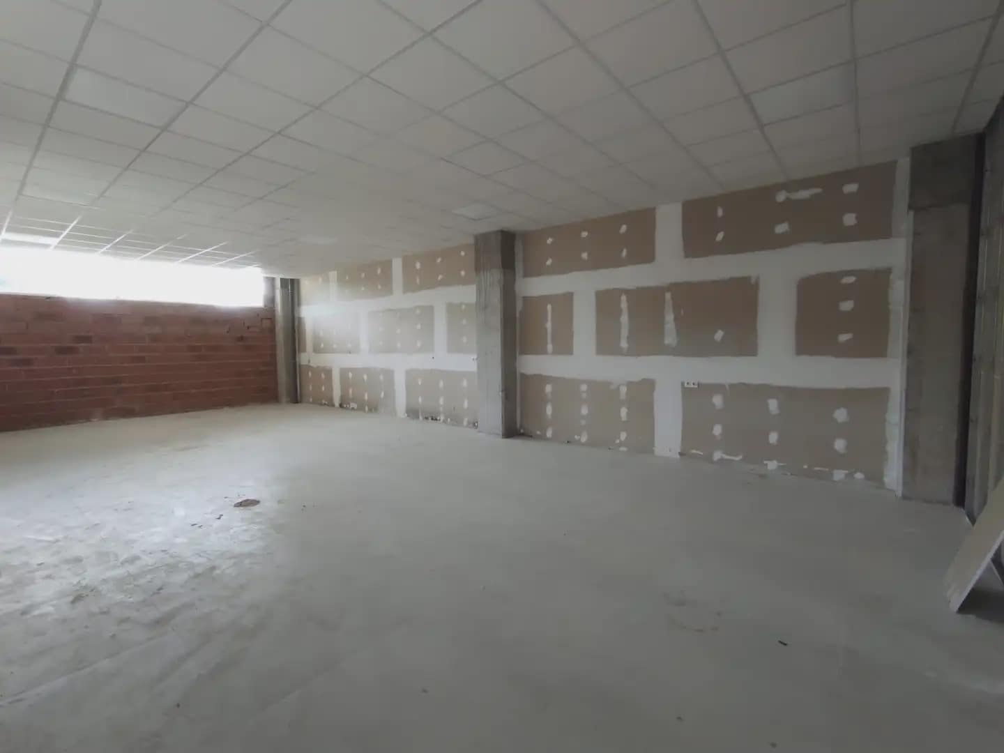 Kommersiell til leie i Marbella - € 6 000 (Ref: 10170084)