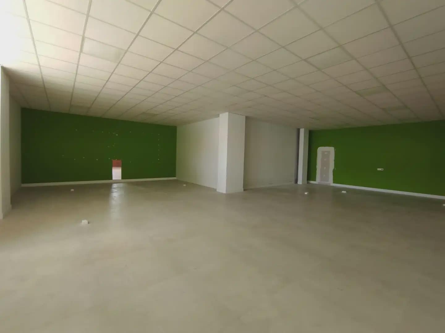 Kommersiell til leie i Marbella - € 6 000 (Ref: 10170084)