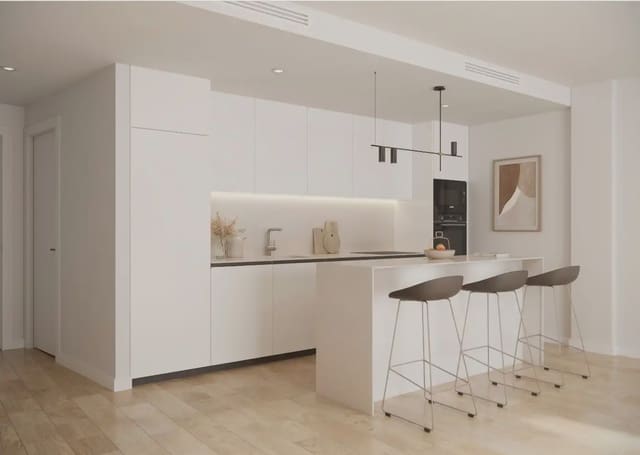 Apartamento de 3 habitaciones en San Pedro de Alcántara Pueblo, Marbella en venta con piscina garaje - 550.000 € (Ref: 10170085)