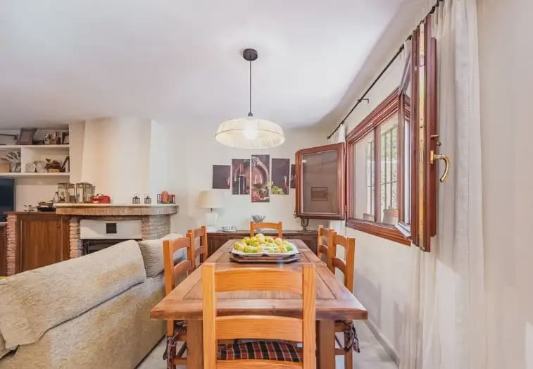 3 bedroom Terraced Villa for sale in Benahavis with pool - € 450,000 (Ref: 10170086)