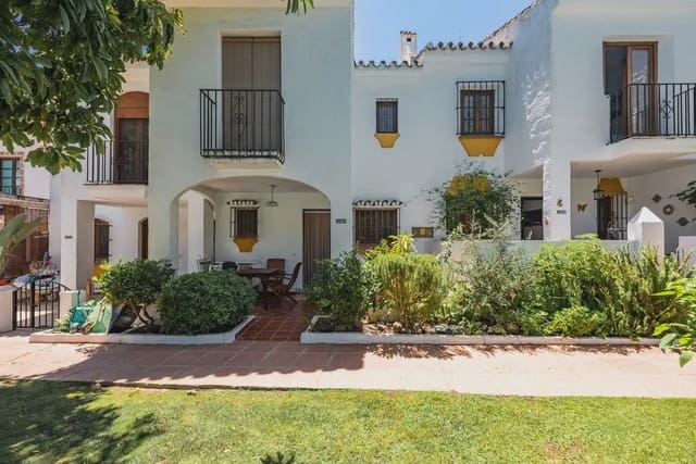 3 sypialnia Dom szeregowy na sprzedaż w Benahavís pueblo, Benahavís z basenem - 450 000 € (Ref: 10170086)