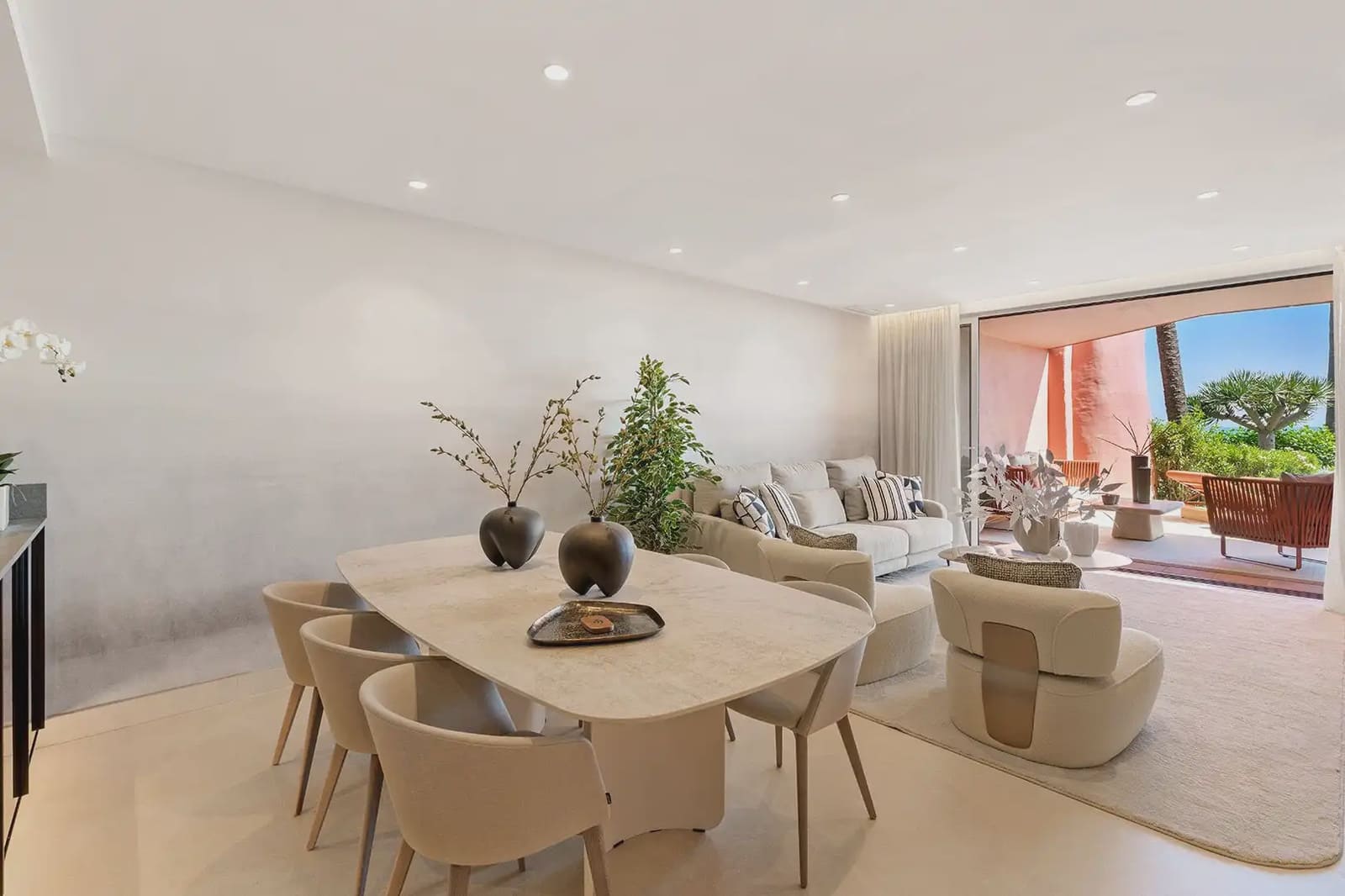 Piso de 3 habitaciones en Guadalmansa en venta con piscina - 2.350.000 € (Ref: 10170087)
