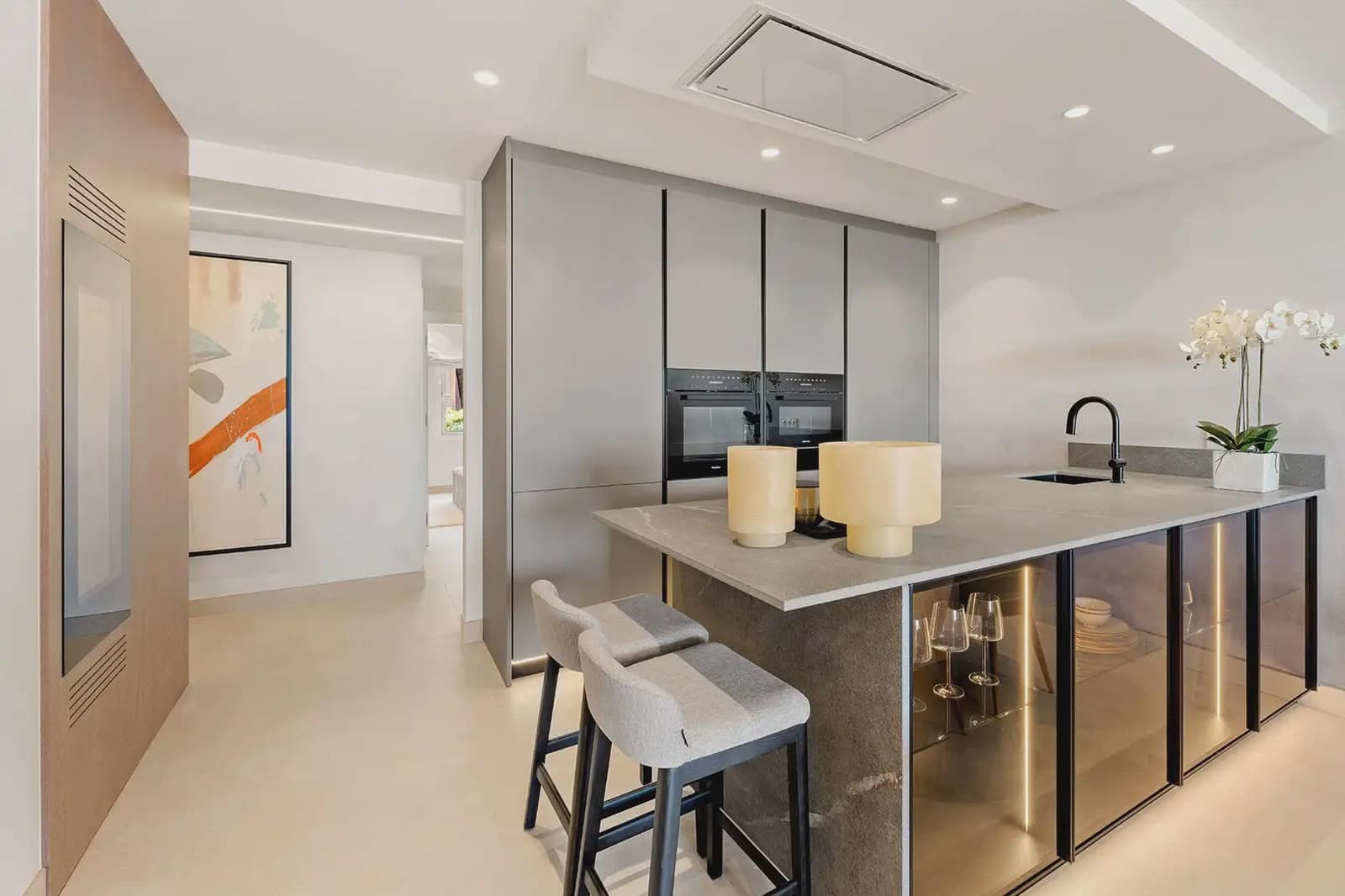 Piso de 3 habitaciones en Guadalmansa en venta con piscina - 2.350.000 € (Ref: 10170087)
