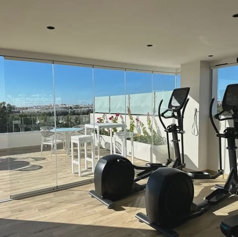 3 bedroom Flat for sale in Rodeo Alto - Guadaiza - La Campana, Marbella with pool garage - € 455,000 (Ref: 10170088)