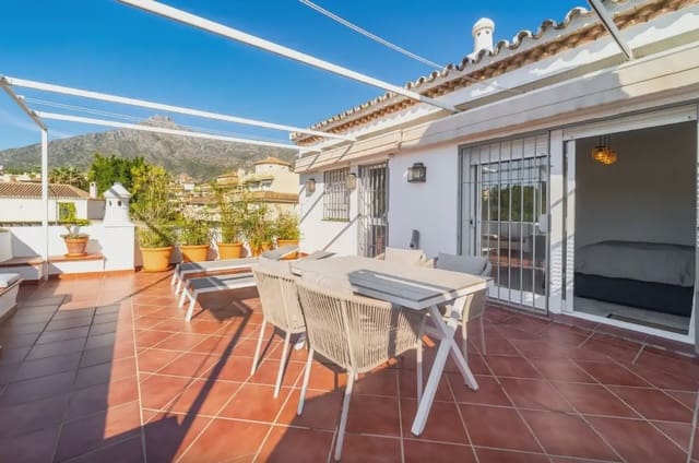 3 soveværelse Penthouse til salg i Nagüeles Alto, Marbella med swimmingpool garage - € 745.000 (Ref: 10170089)