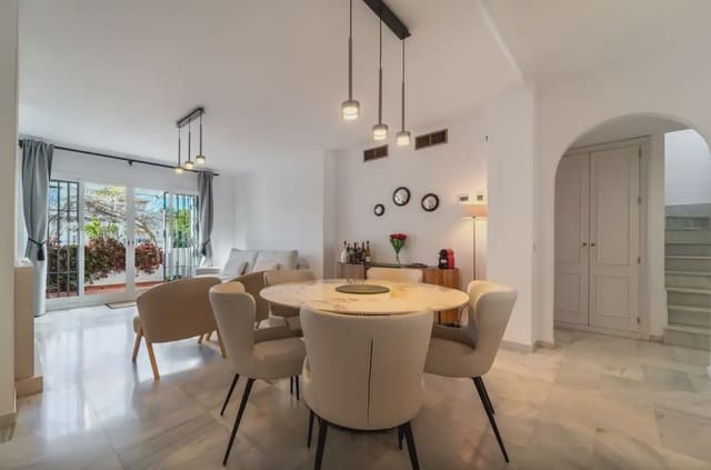 3 soveværelse Penthouse til salg i Nagüeles Alto, Marbella med swimmingpool garage - € 745.000 (Ref: 10170089)