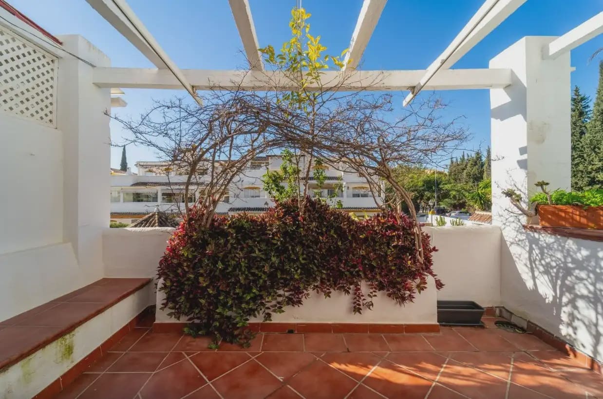 3 bedroom Penthouse for sale in Marbella with pool garage - € 745,000 (Ref: 10170089)
