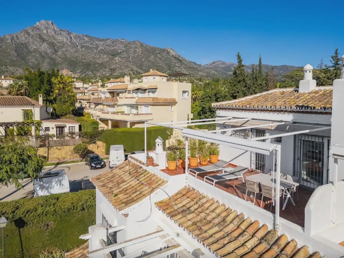 3 bedroom Penthouse for sale in Marbella with pool garage - € 745,000 (Ref: 10170089)