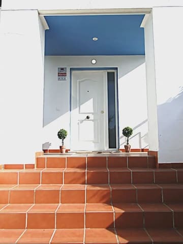 5 soveværelse Rækkehus til salg i Bel-Air, Estepona med swimmingpool garage - € 610.000 (Ref: 10170090)