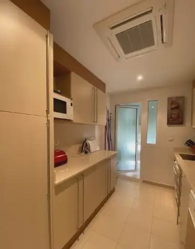 4 soverom Leilighet til salgs i Marbella med svømmebasseng garasje - € 660 000 (Ref: 10170093)
