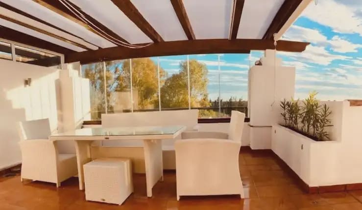 4 soverom Leilighet til salgs i Marbella med svømmebasseng garasje - € 660 000 (Ref: 10170093)