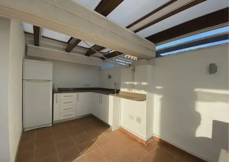 4 soverom Leilighet til salgs i Marbella med svømmebasseng garasje - € 660 000 (Ref: 10170093)