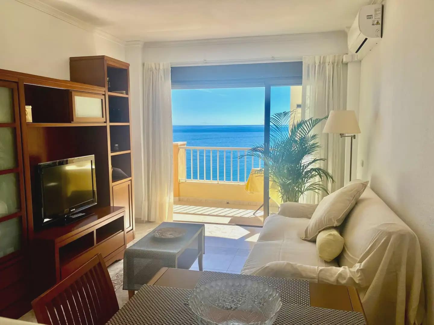 Apartamento Playa de 2 habitaciones en Marbella en venta con piscina - 600.000 € (Ref: 10170095)