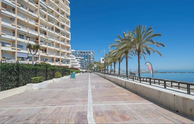 Apartamento Playa de 2 habitaciones en Playa de Fontanilla, Marbella en venta con piscina - 600.000 € (Ref: 10170095)
