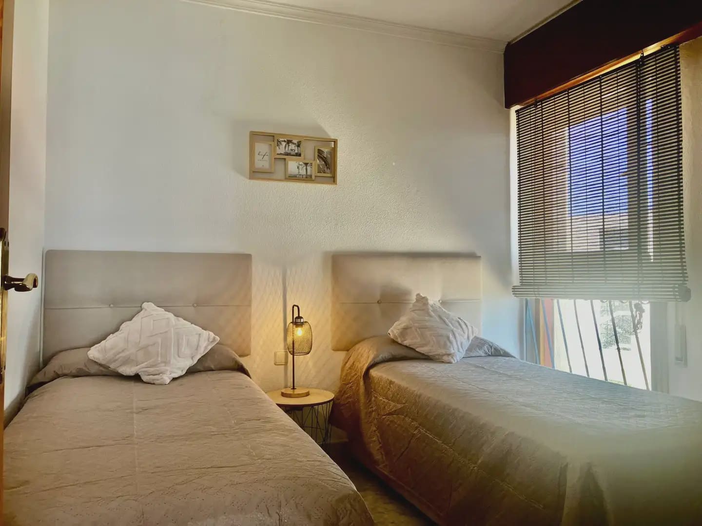 Apartamento Playa de 2 habitaciones en Marbella en venta con piscina - 600.000 € (Ref: 10170095)