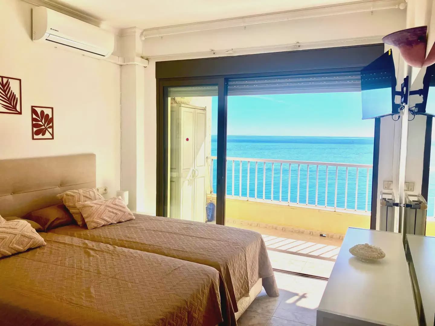 Apartamento Playa de 2 habitaciones en Marbella en venta con piscina - 600.000 € (Ref: 10170095)