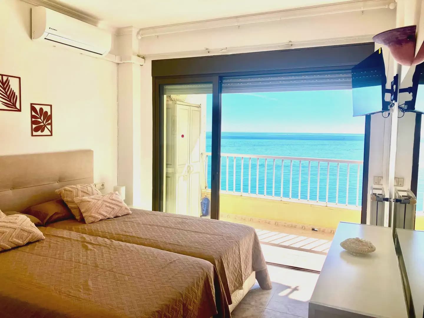 Apartamento Playa de 2 habitaciones en Marbella en venta con piscina - 600.000 € (Ref: 10170095)