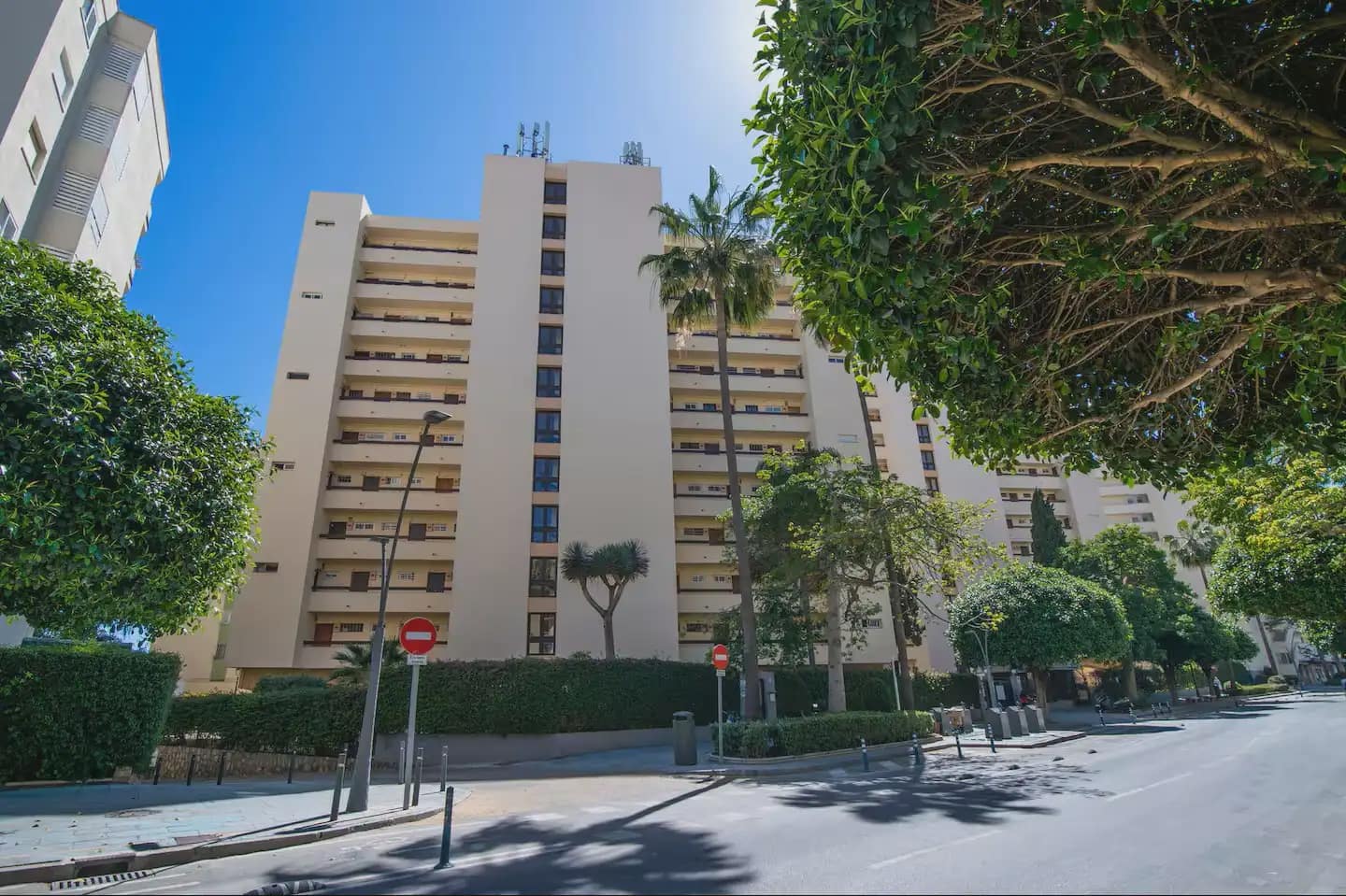 Apartamento Playa de 2 habitaciones en Marbella en venta con piscina - 600.000 € (Ref: 10170095)