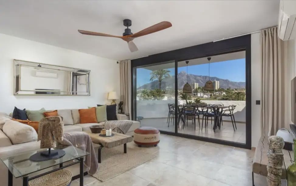 3 Zimmer Penthouse zu verkaufen in Marbella mit Pool Garage - 995.000 € (Ref: 10170096)