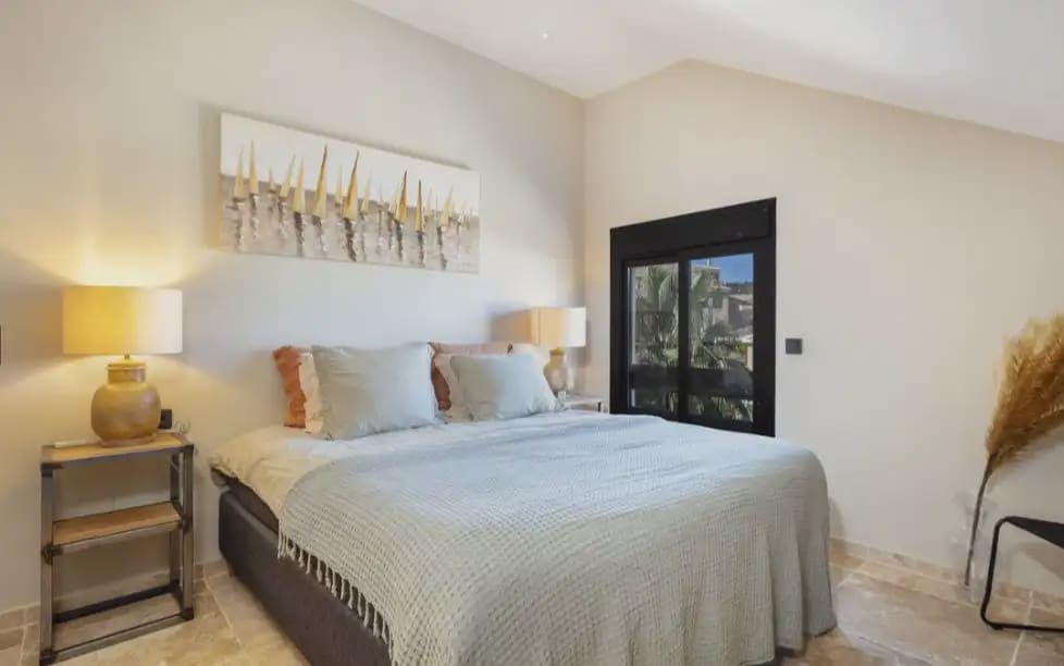 3 Zimmer Penthouse zu verkaufen in Marbella mit Pool Garage - 995.000 € (Ref: 10170096)