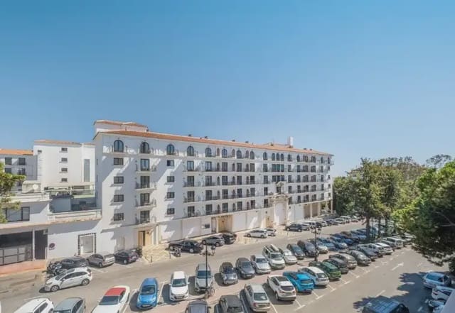 2 soveværelse Strandlejlighed til salg i Nueva Andalucía Centro, Marbella med swimmingpool garage - € 499.000 (Ref: 10170097)