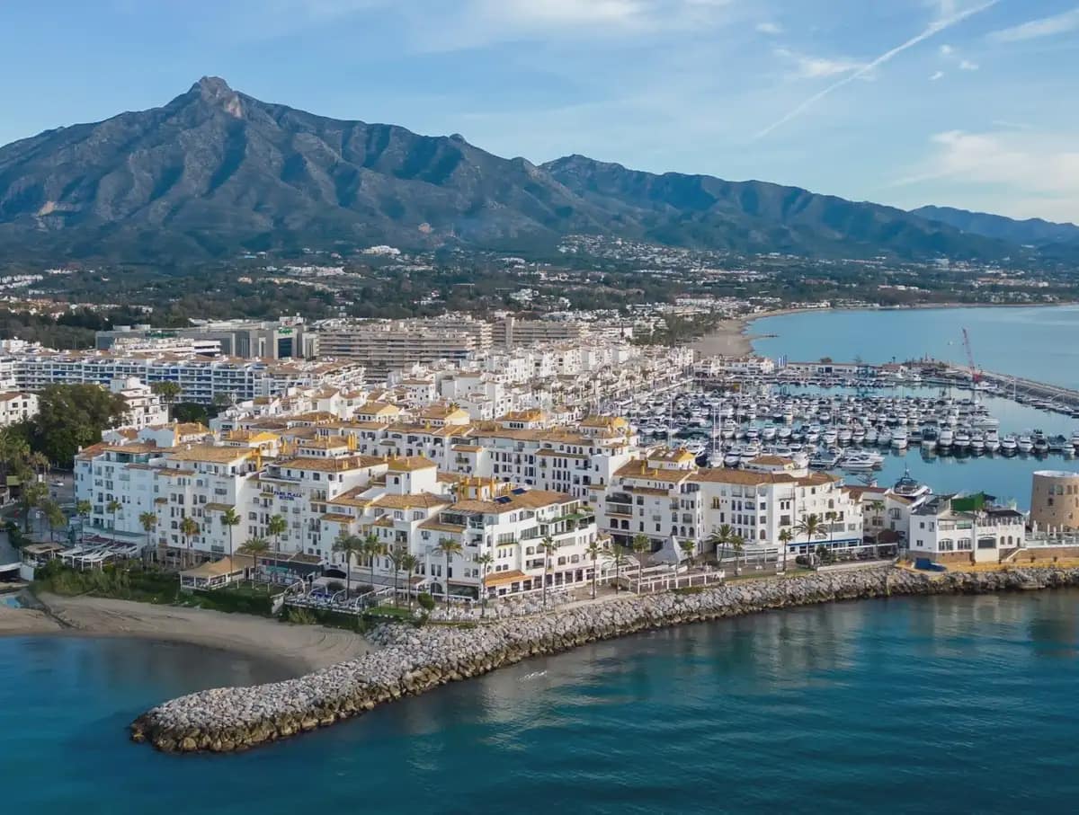 Apartamento Playa de 2 habitaciones en Marbella en venta con piscina garaje - 499.000 € (Ref: 10170097)