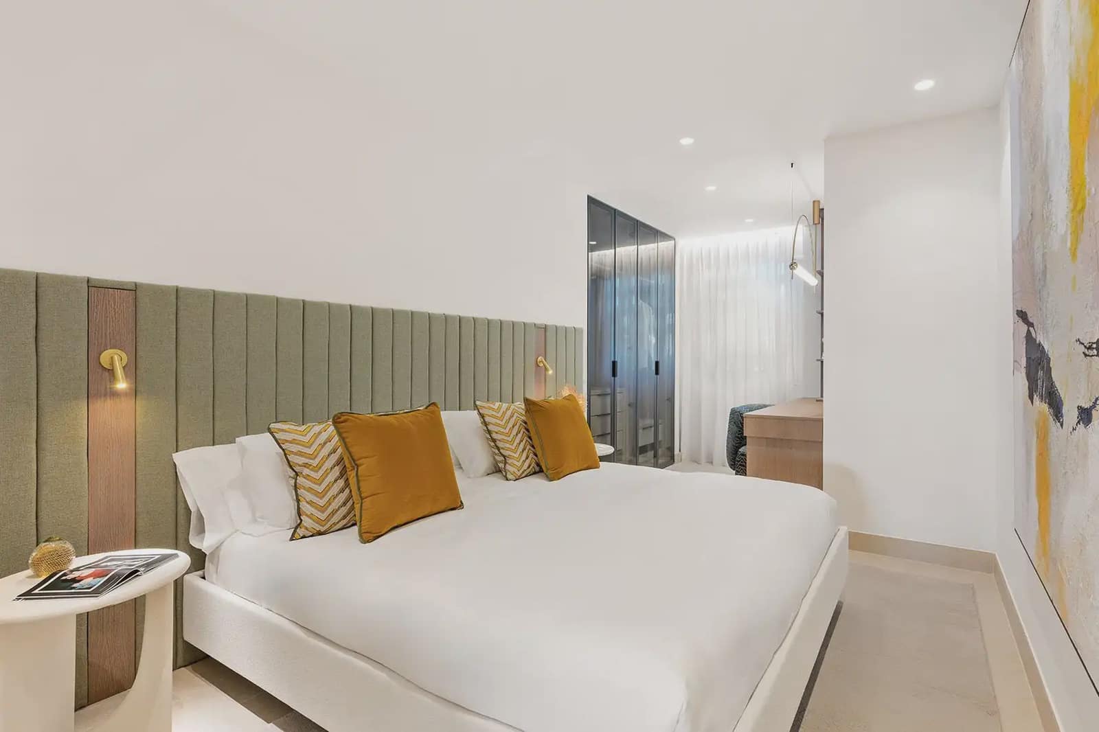 4 bedroom Beach Apartment for sale in New Golden Mile with pool garage - € 3,995,000 (Ref: 10170099)