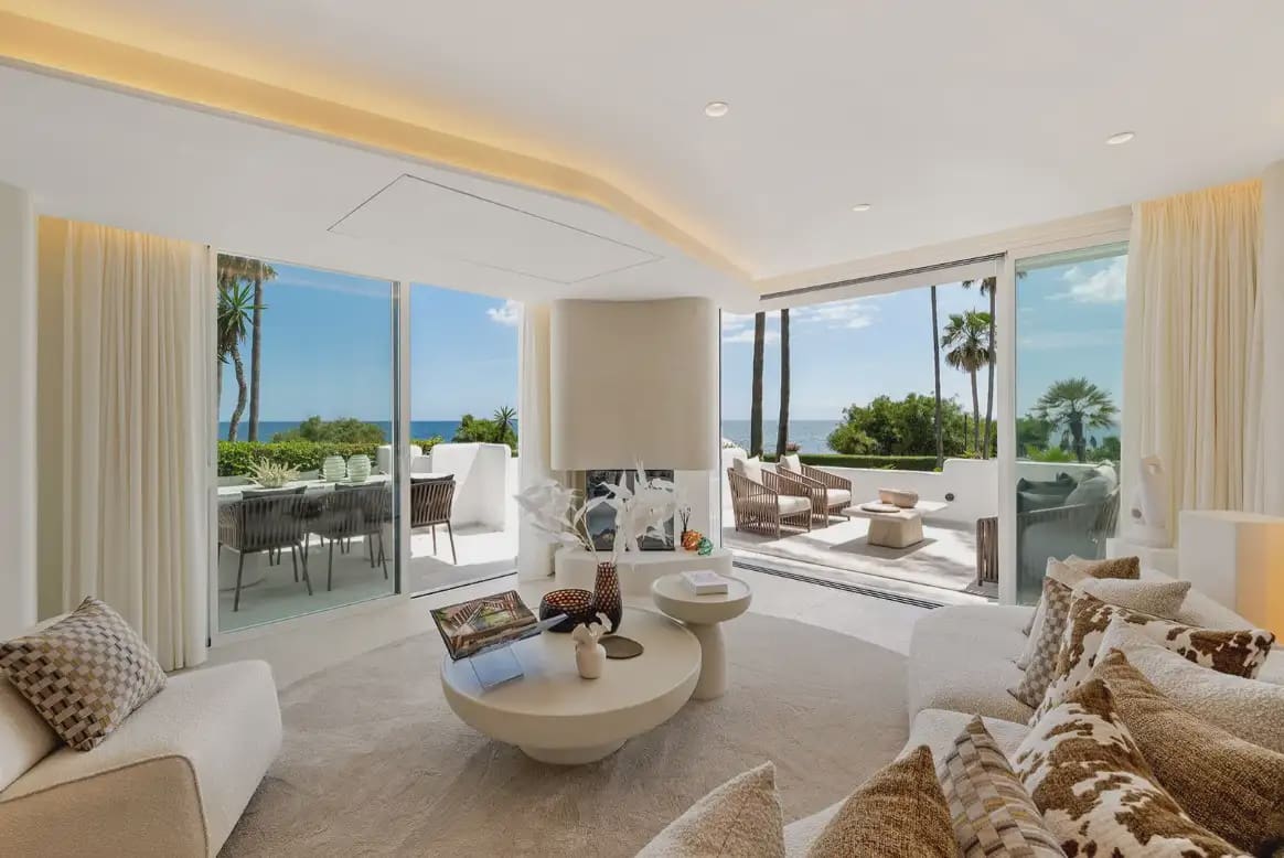 3 sypialnia Apartament przy plaży na sprzedaż w Estepona z basenem garażem - 2 995 000 € (Ref: 10170100)