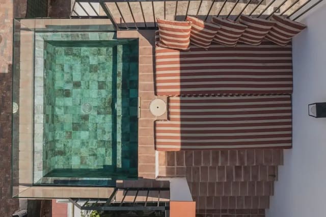 3 bedroom Terraced Villa for sale in San Pedro de Alcántara Pueblo, Marbella with pool - € 875,000 (Ref: 10170102)