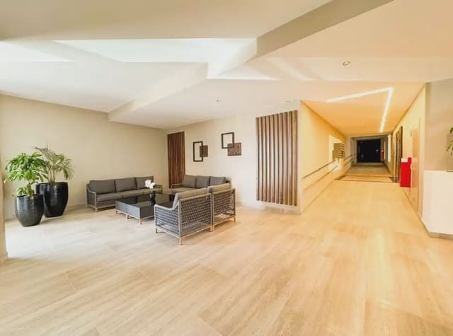3 bedroom Flat for sale in Rodeo Alto - Guadaiza - La Campana, Marbella with pool garage - € 445,000 (Ref: 10170104)