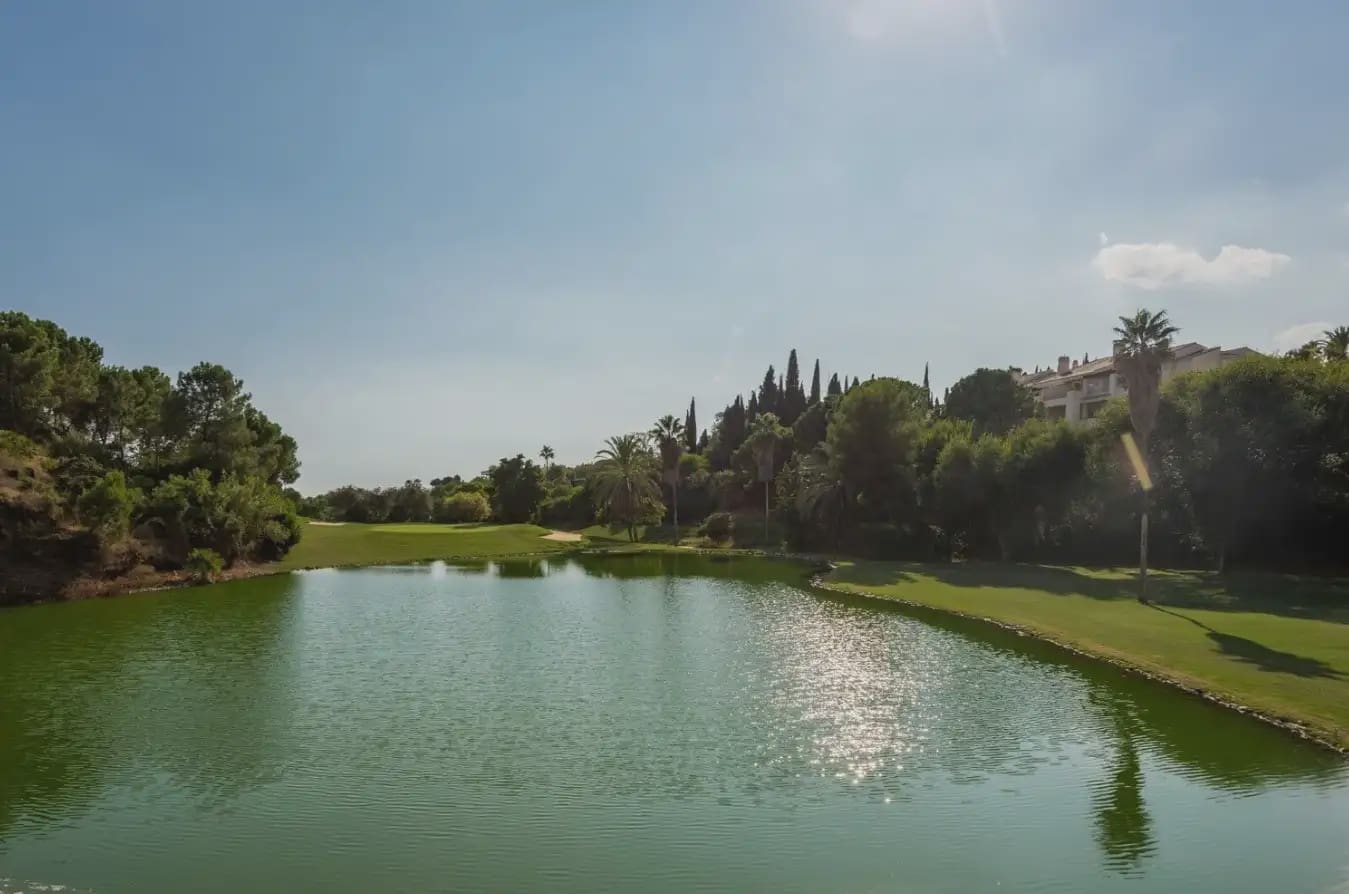 2 chambre Appartement à vendre à Benahavis avec piscine garage - 625 000 € (Ref: 10170105)
