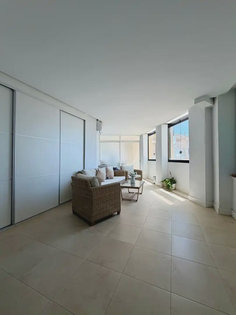 Apartamento Playa de 2 habitaciones en Marbella en venta con piscina garaje - 575.000 € (Ref: 10170106)