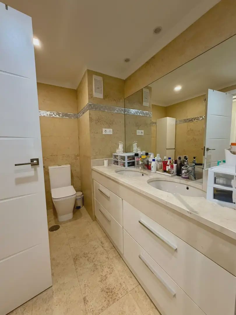 Apartamento Playa de 2 habitaciones en Marbella en venta con piscina garaje - 575.000 € (Ref: 10170106)