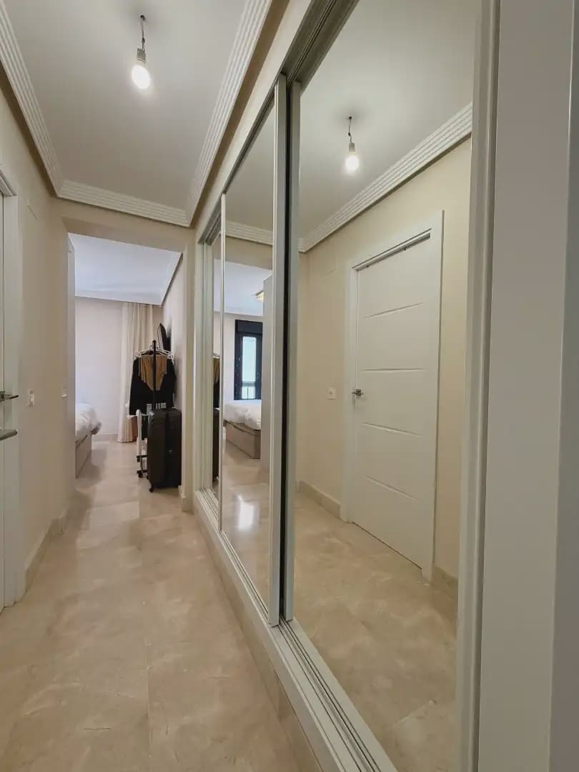 Apartamento Playa de 2 habitaciones en Marbella en venta con piscina garaje - 575.000 € (Ref: 10170106)