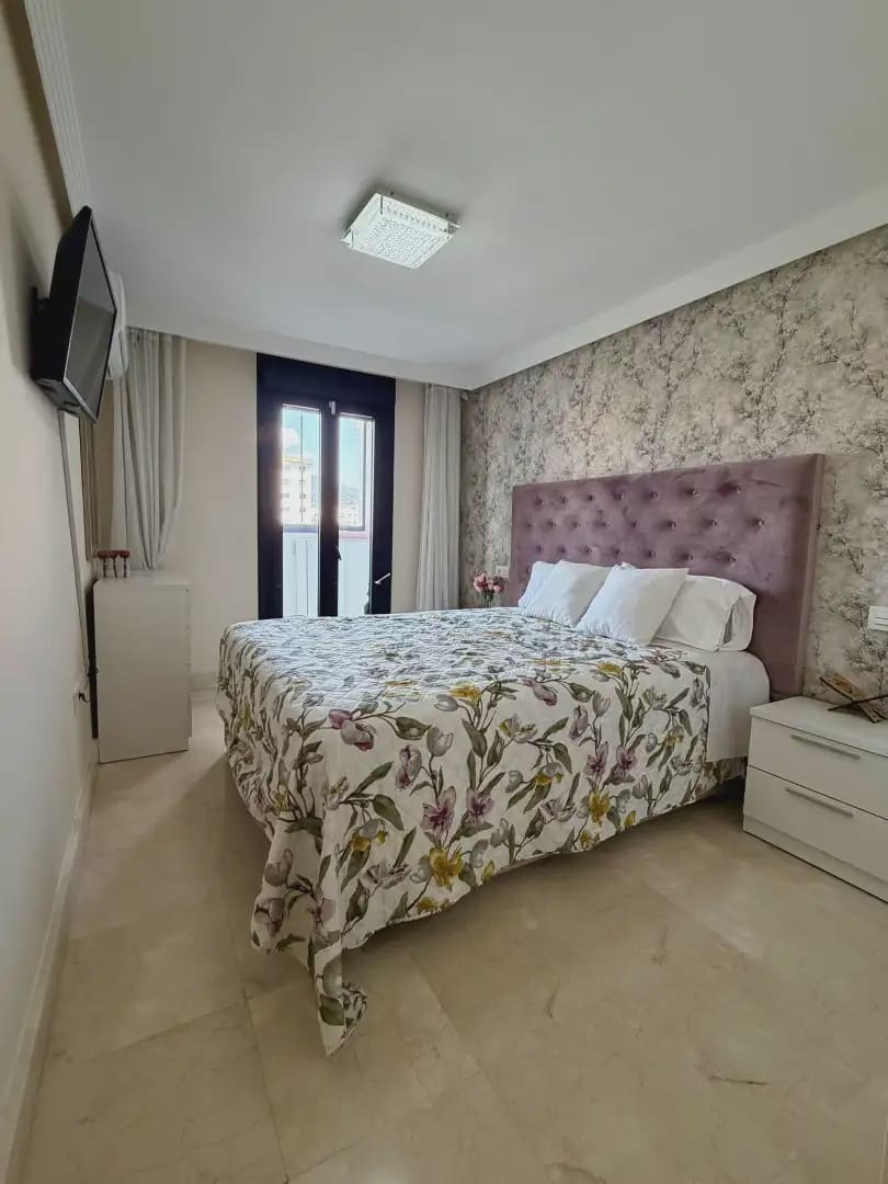 Apartamento Playa de 2 habitaciones en Marbella en venta con piscina garaje - 575.000 € (Ref: 10170106)