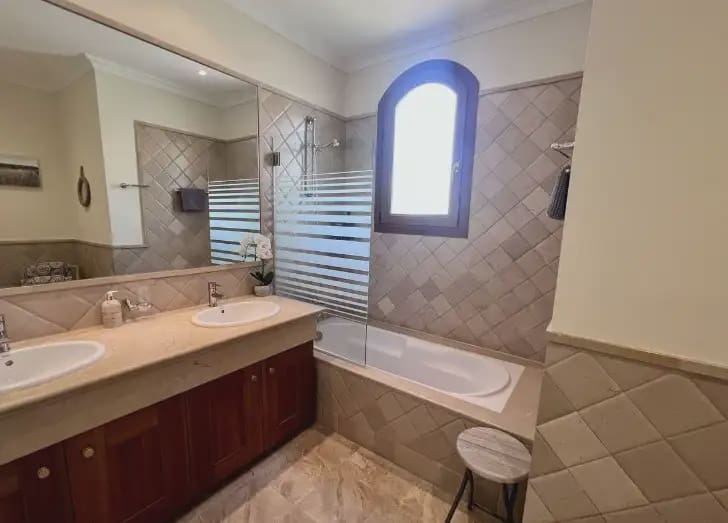 3 camera da letto Villetta a Schiera in vendita in El Paraiso con piscina garage - 815.000 € (Rif: 10170109)