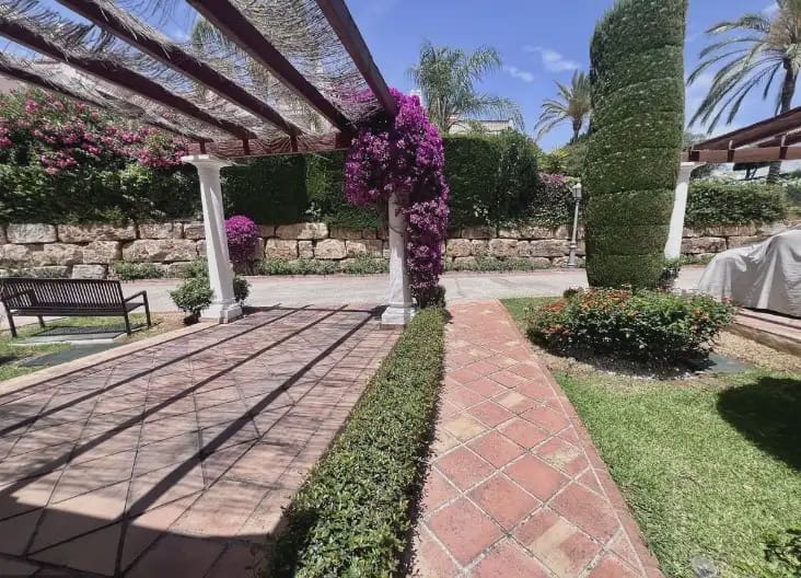 3 camera da letto Villetta a Schiera in vendita in El Paraiso con piscina garage - 815.000 € (Rif: 10170109)