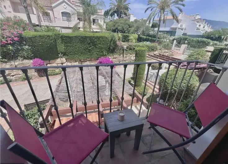 3 camera da letto Villetta a Schiera in vendita in El Paraiso con piscina garage - 815.000 € (Rif: 10170109)