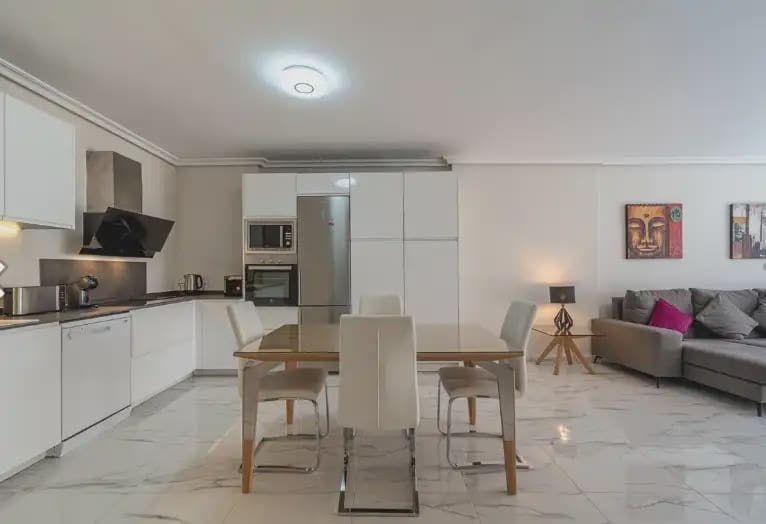 3 soverom Leilighet til salgs i Marbella med svømmebasseng garasje - € 720 000 (Ref: 10170113)