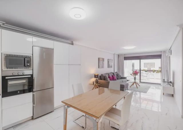 3 soveværelse Lejlighed til salg i Nueva Andalucía Centro, Marbella med swimmingpool garage - € 720.000 (Ref: 10170113)