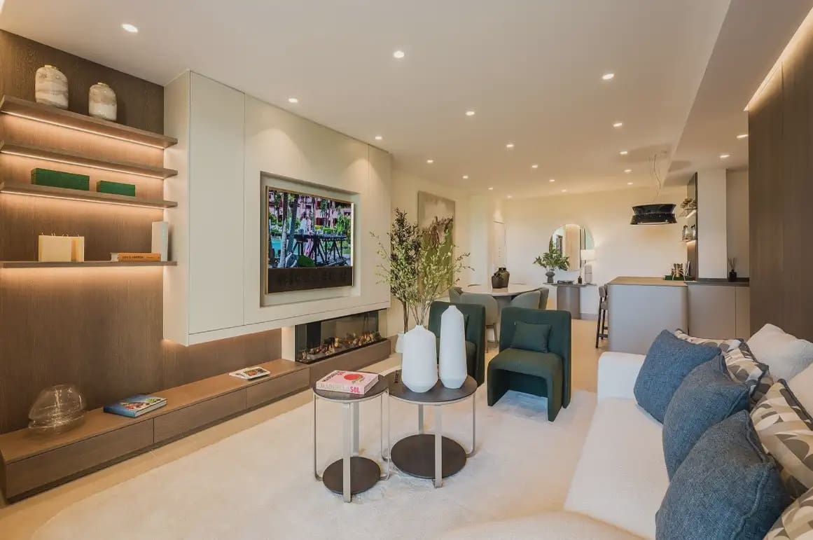 3 soveværelse Strandlejlighed til salg i Estepona med swimmingpool garage - € 1.995.000 (Ref: 10170115)