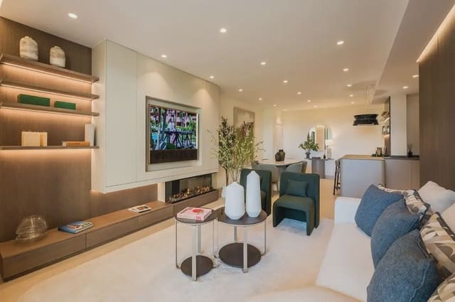 3 soveværelse Strandlejlighed til salg i El Velerín, Estepona med swimmingpool garage - € 1.995.000 (Ref: 10170115)