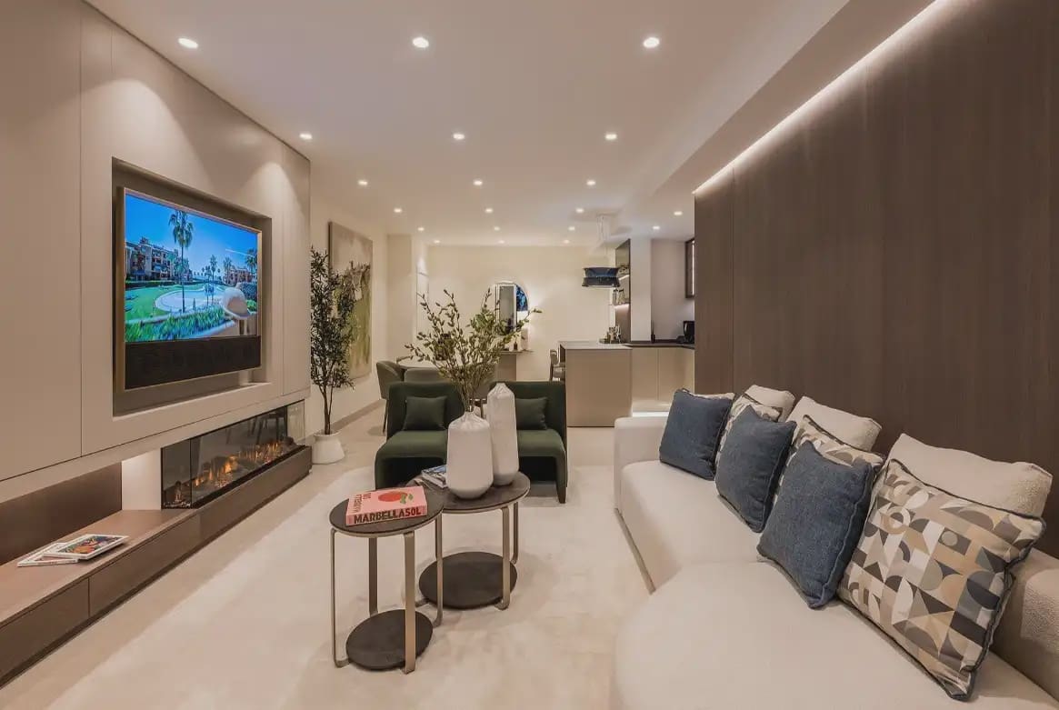 3 soveværelse Strandlejlighed til salg i Estepona med swimmingpool garage - € 1.995.000 (Ref: 10170115)