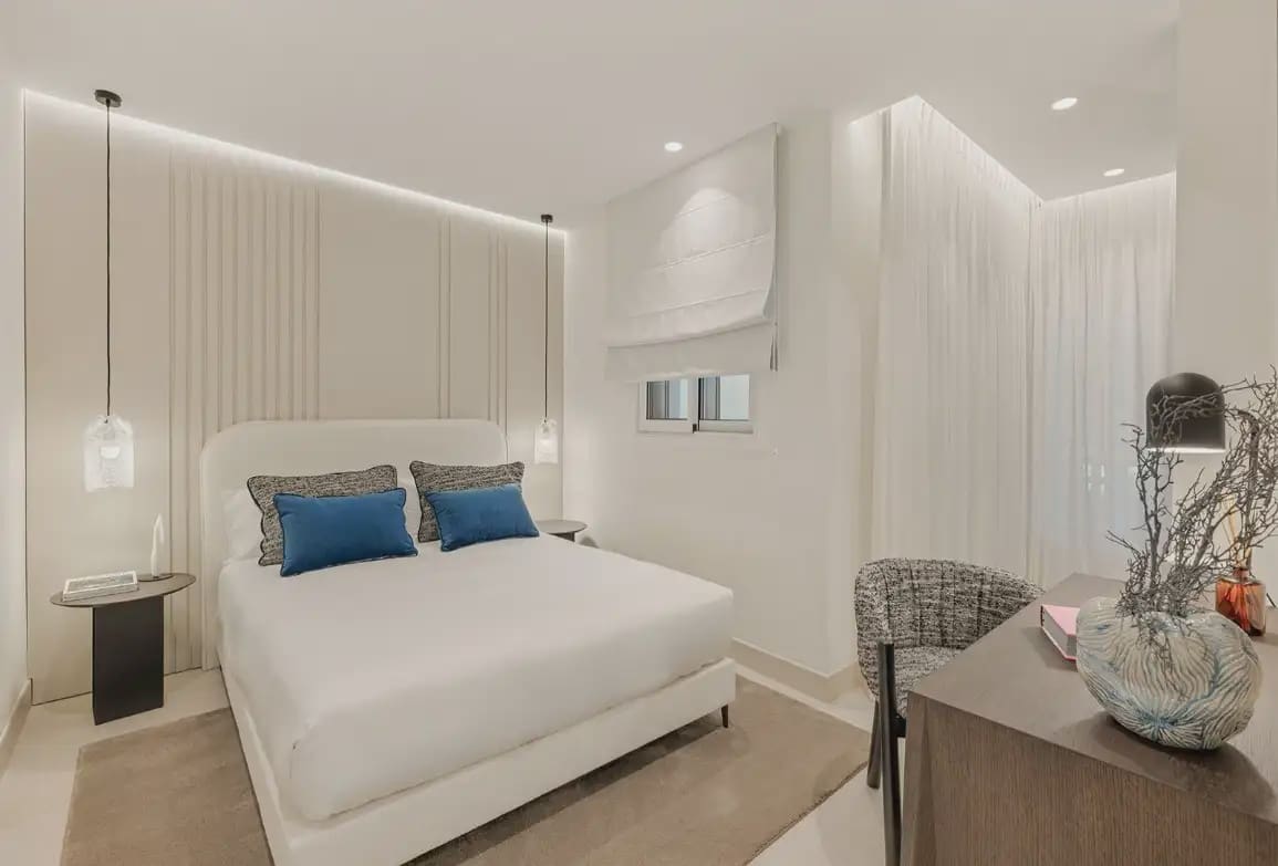 3 soveværelse Strandlejlighed til salg i Estepona med swimmingpool garage - € 1.995.000 (Ref: 10170115)