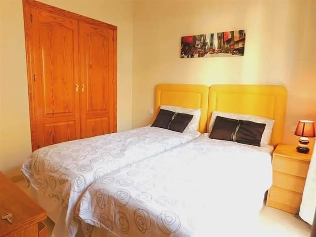 2 soverom Leilighet til salgs i Aloha Golf, Marbella med svømmebasseng - € 385 000 (Ref: 10170117)